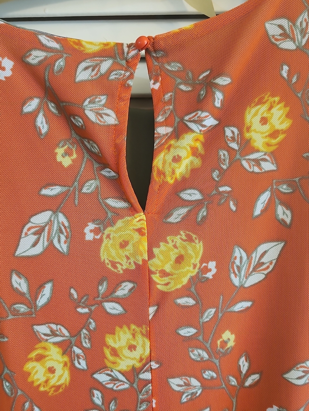 Sleeveless Rust Floral Maxi Dress with Tie Waist - Picture 8 of 10
